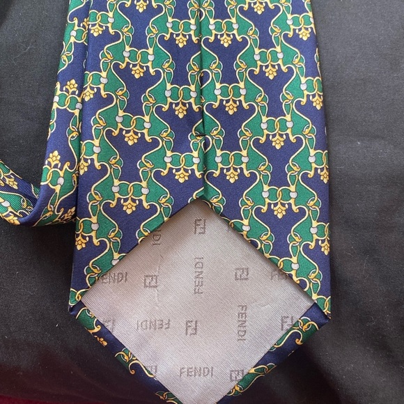 FENDI men’s tie 100 % silk - Picture 3 of 4